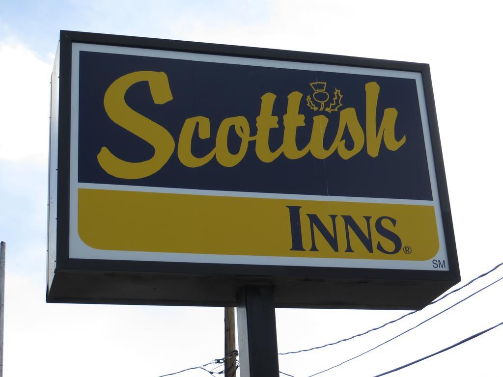 Scottish Inns Елко Екстериор снимка